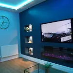Imperial Suites Apartment In Bradford